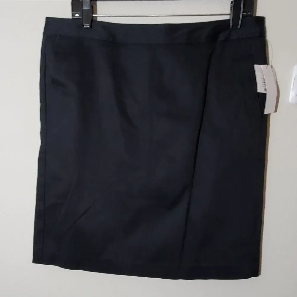 Liz Claiborne black pencil skirt‎ size 12